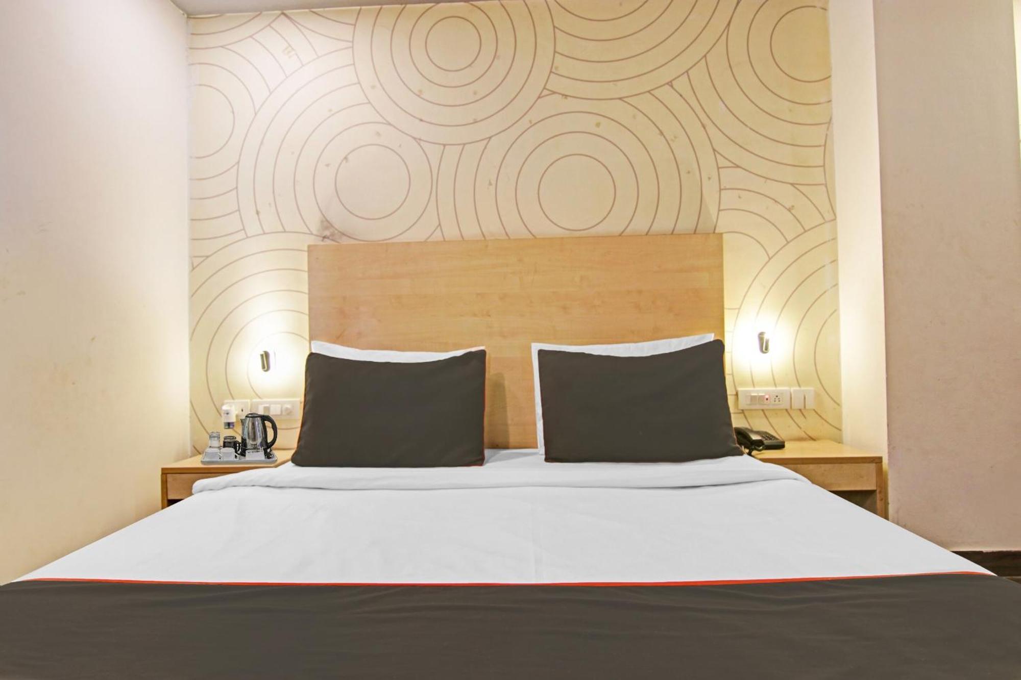 Collection O Slf Mall Sector 30 Hotel Faridabad Luaran gambar