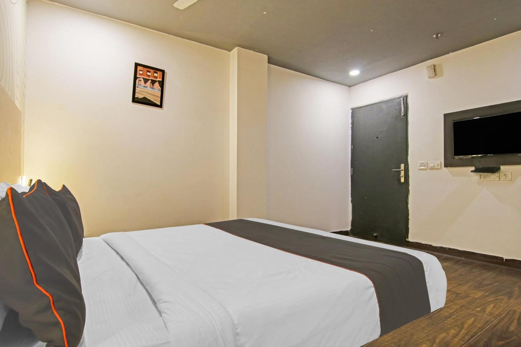 Collection O Slf Mall Sector 30 Hotel Faridabad Luaran gambar